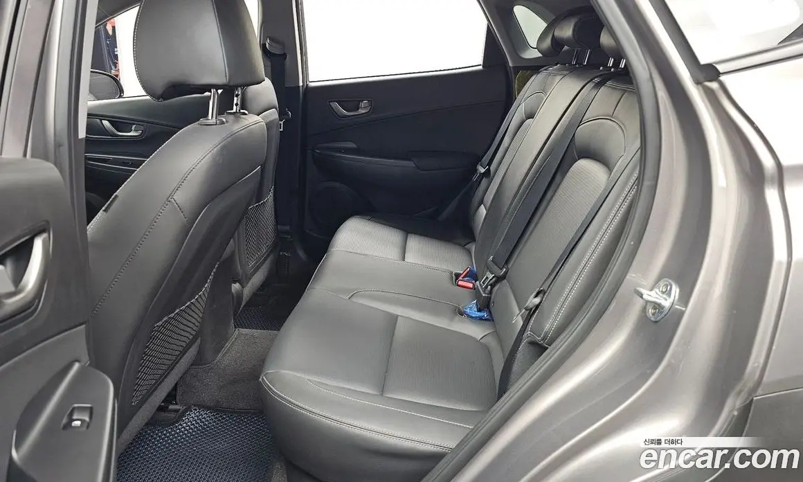Hyundai Kona 2017 1.6 автомат (гидро), фото 16 Hyundai Kona 2017 1.6 автомат (гидро), фото 16