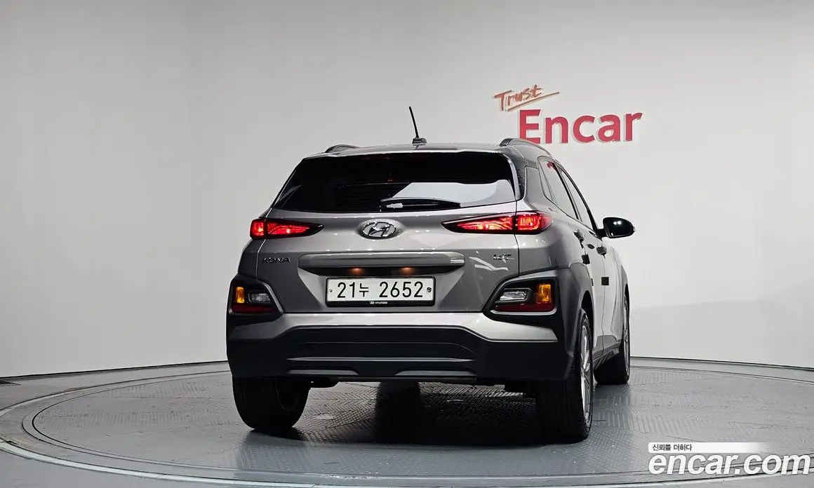 Hyundai Kona 2017 1.6 автомат (гидро), фото 4 Hyundai Kona 2017 1.6 автомат (гидро), фото 4