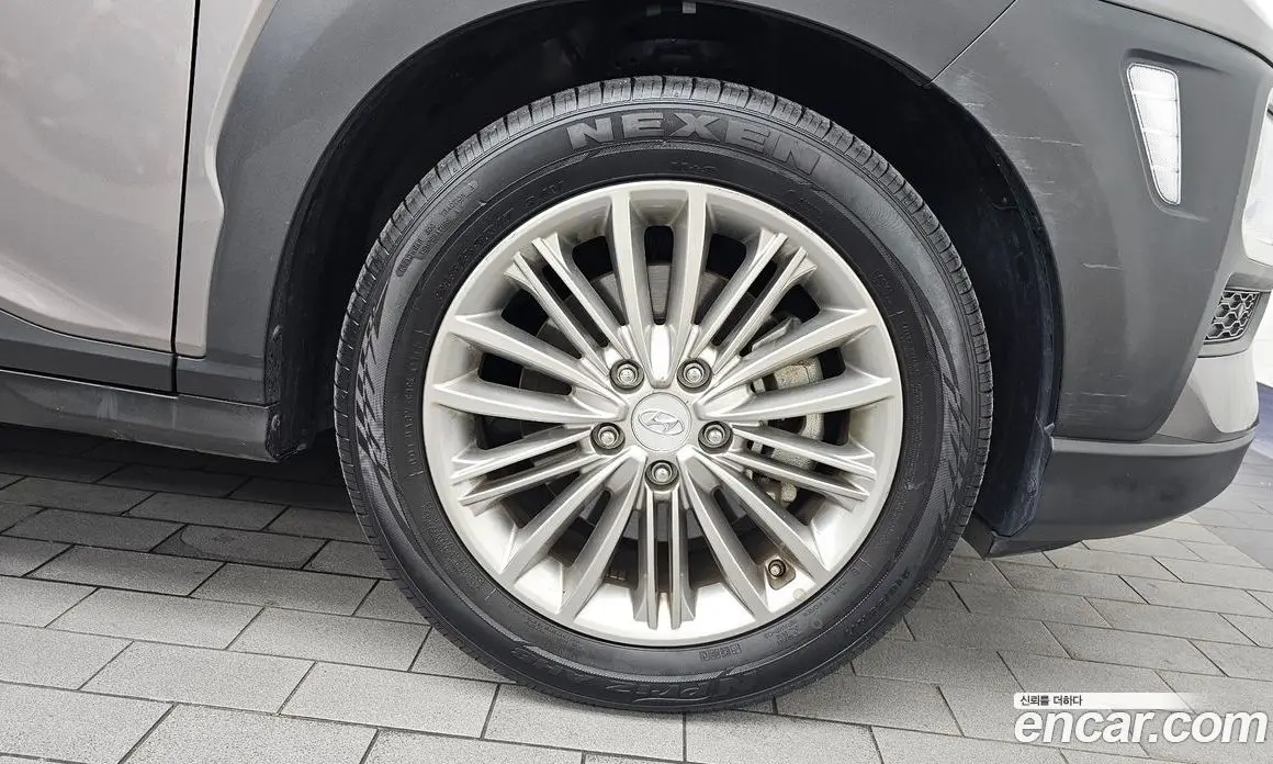 Hyundai Kona 2017 1.6 автомат (гидро), фото 7 Hyundai Kona 2017 1.6 автомат (гидро), фото 7