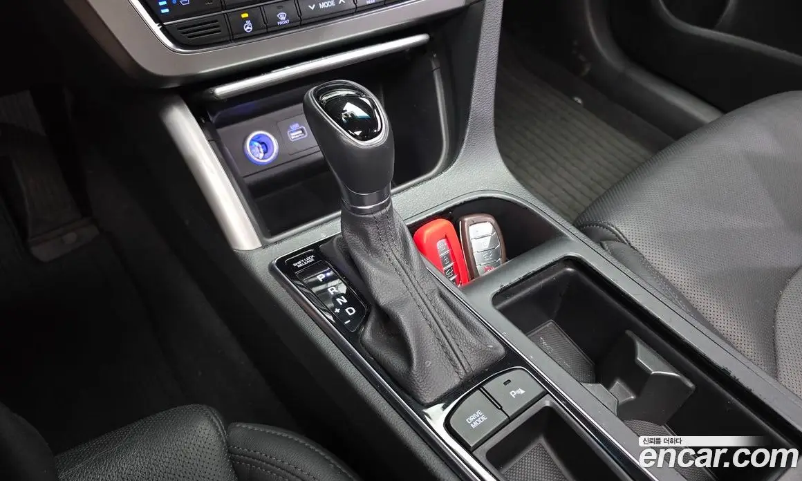 Hyundai Sonata 2014 2.4 автомат (гидро), фото 12 Hyundai Sonata 2014 2.4 автомат (гидро), фото 12