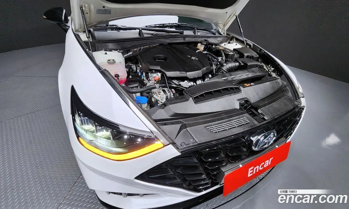 Hyundai Sonata 2022 2.0 автомат (гидро), фото 6