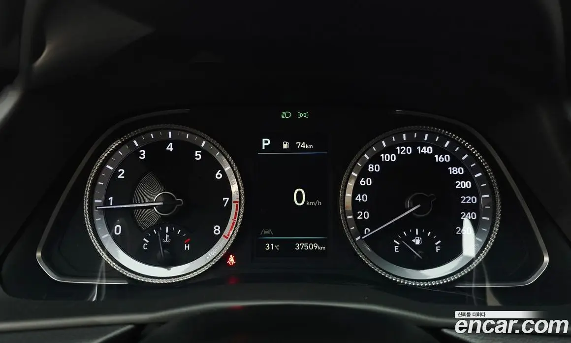 Hyundai Sonata 2023 2.0 автомат (гидро), фото 11