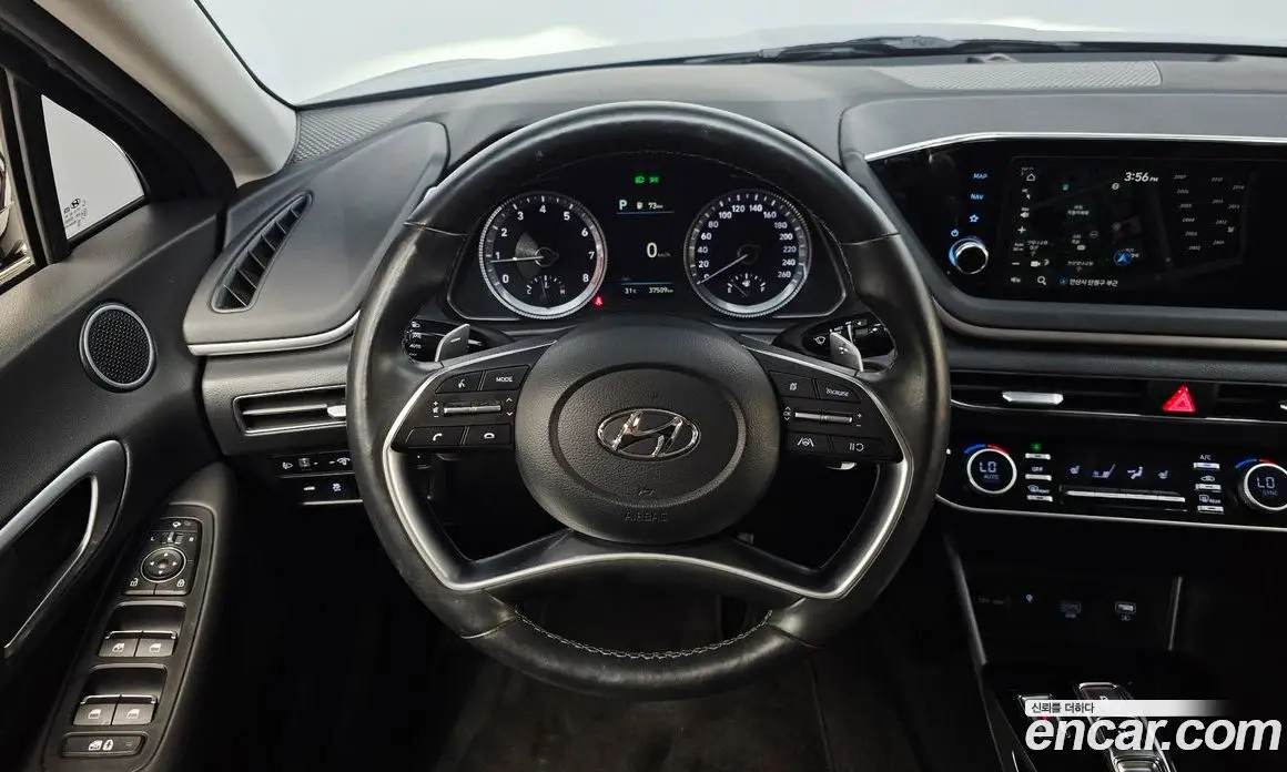 Hyundai Sonata 2023 2.0 автомат (гидро), фото 20