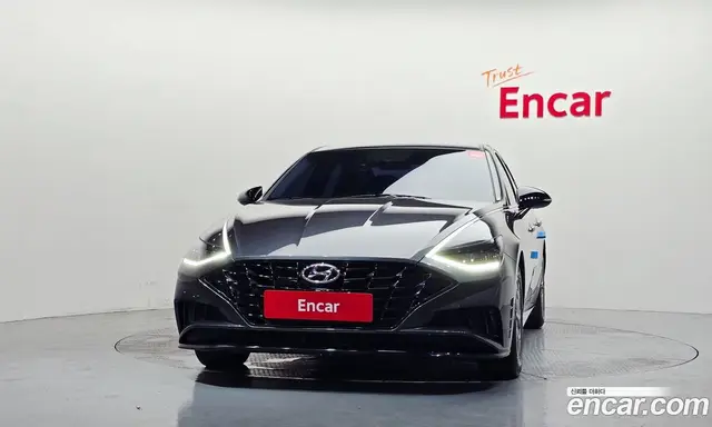 Hyundai Sonata 2023 2.0 автомат (гидро), миниатюра 3