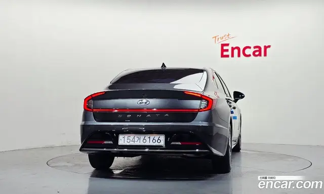 Hyundai Sonata 2023 2.0 автомат (гидро), миниатюра 4