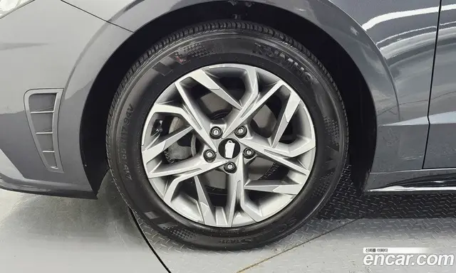 Hyundai Sonata 2023 2.0 автомат (гидро), миниатюра 5