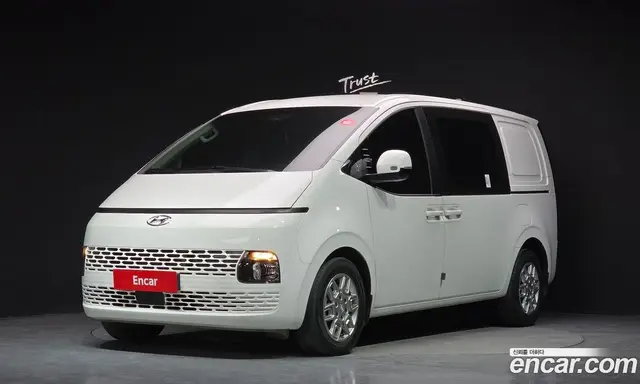 Hyundai Staria, 2023, 32 741 км