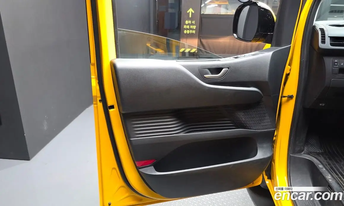 Hyundai Staria 2024 1.6 автомат (гидро), фото 14 Hyundai Staria 2024 1.6 автомат (гидро), фото 14