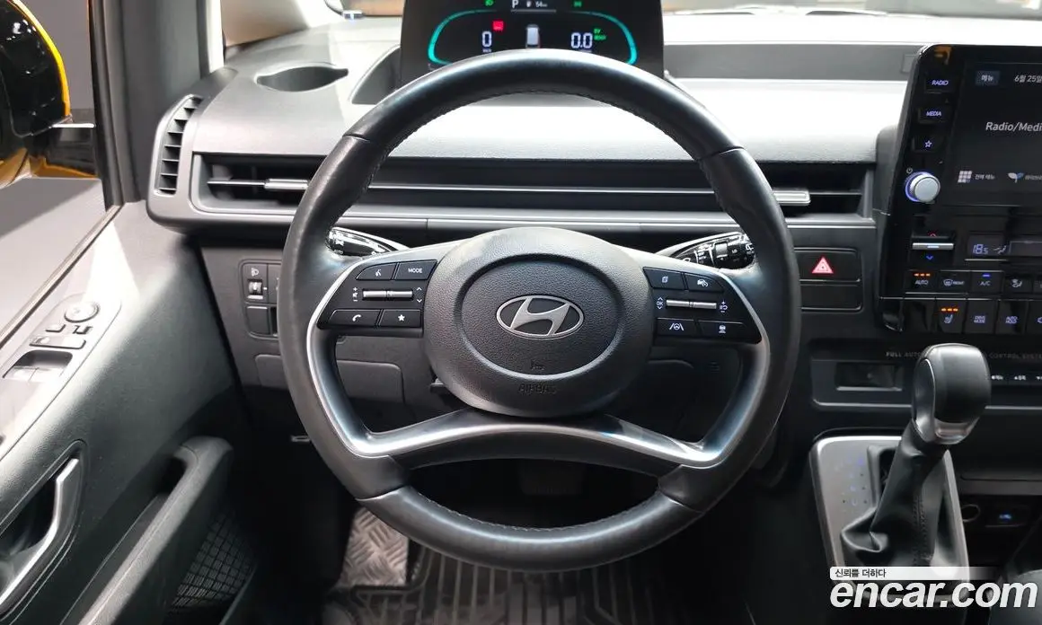 Hyundai Staria 2024 1.6 автомат (гидро), фото 20 Hyundai Staria 2024 1.6 автомат (гидро), фото 20