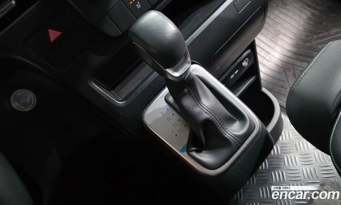 Hyundai Staria 2024 2.2 автомат (гидро), фото 11 Hyundai Staria 2024 2.2 автомат (гидро), фото 11