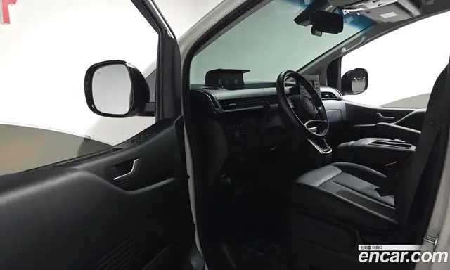 Hyundai Staria 2024 2.2 автомат (гидро), миниатюра 12