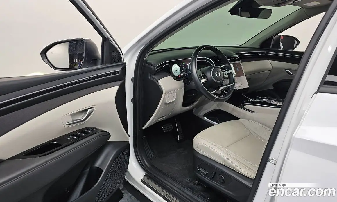 Hyundai Tucson 2023 2.0 автомат (гидро), фото 13