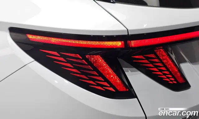 Hyundai Tucson 2023 2.0 автомат (гидро), миниатюра 9