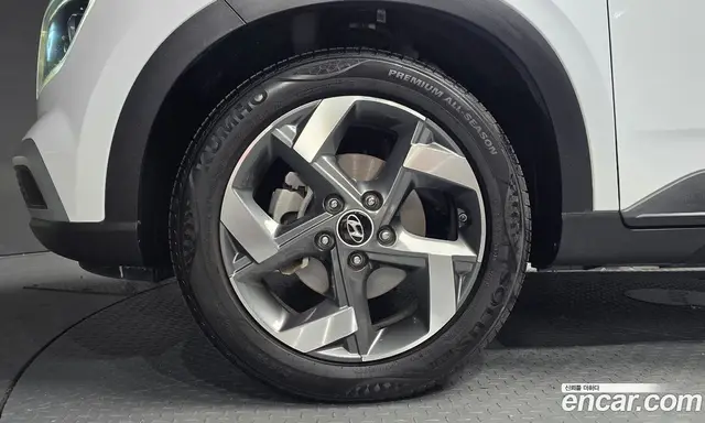Hyundai Venue 2021 1.6 автомат (гидро), миниатюра 4 Hyundai Venue 2021 1.6 автомат (гидро), миниатюра 4