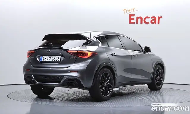 Infiniti Q30 2017 2.0 автомат (гидро), миниатюра 2 Infiniti Q30 2017 2.0 автомат (гидро), миниатюра 2