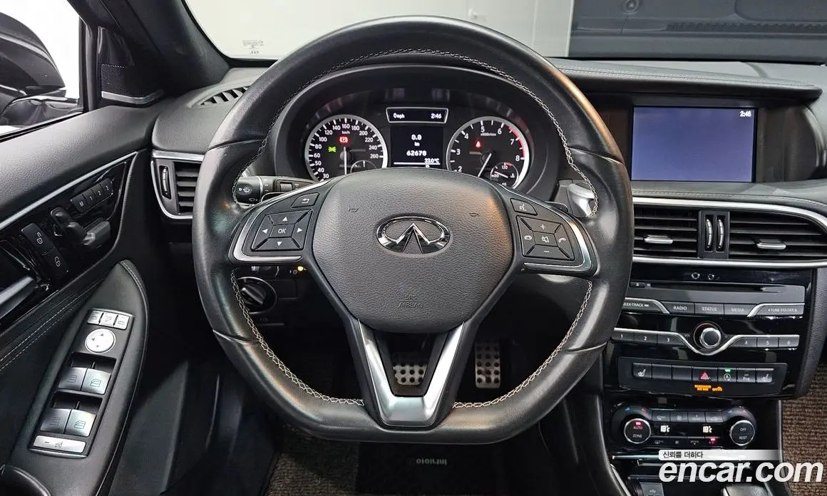 Infiniti Q30 2017 2.0 автомат (гидро), фото 19 Infiniti Q30 2017 2.0 автомат (гидро), фото 19