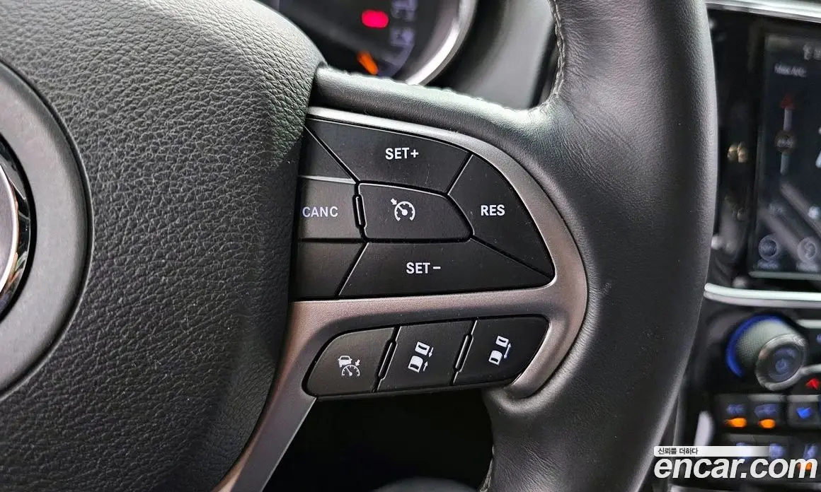 Jeep Cherokee 2019 3.6 автомат (гидро), фото 18