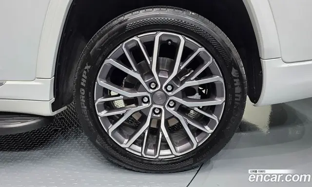 Jeep Cherokee 2021 3.6 автомат (гидро), миниатюра 6 Jeep Cherokee 2021 3.6 автомат (гидро), миниатюра 6