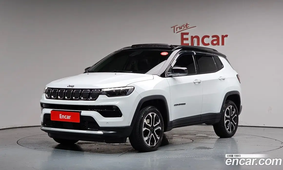 Jeep Compass 2022 2.4 автомат (гидро), фото 1 Jeep Compass 2022 2.4 автомат (гидро), фото 1