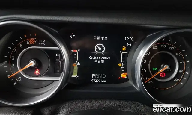 Jeep Wrangler 2019 2.0 автомат (гидро), миниатюра 11