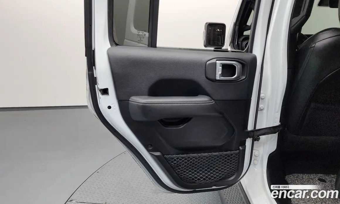 Jeep Wrangler 2019 2.0 автомат (гидро), фото 15