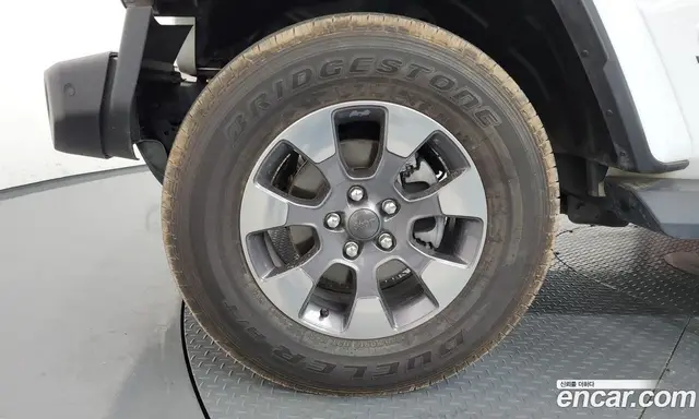 Jeep Wrangler 2019 2.0 автомат (гидро), миниатюра 5