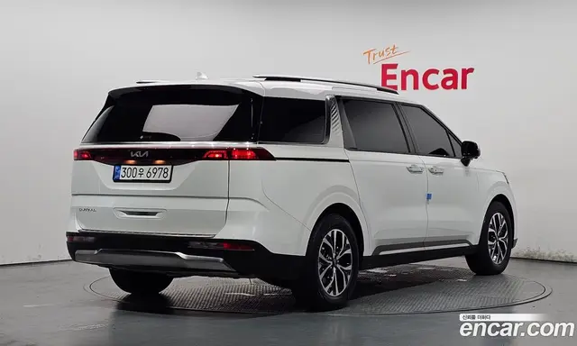 Kia Carnival 2023 2.2 автомат (гидро), миниатюра 2