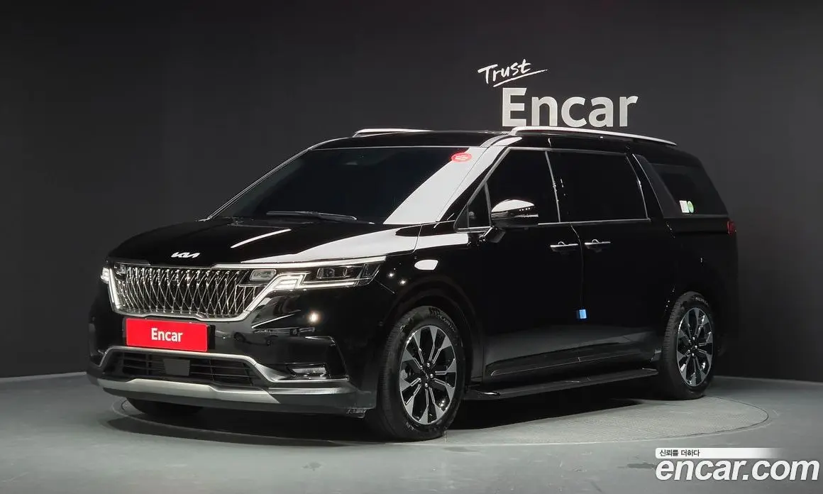 Kia Carnival 2023 3.5 автомат (гидро), фото 1 Kia Carnival 2023 3.5 автомат (гидро), фото 1