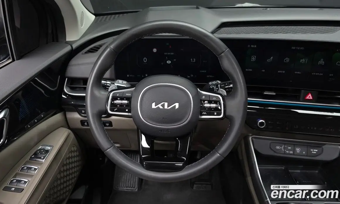 Kia Carnival 2024 1.6 автомат (гидро), фото 20