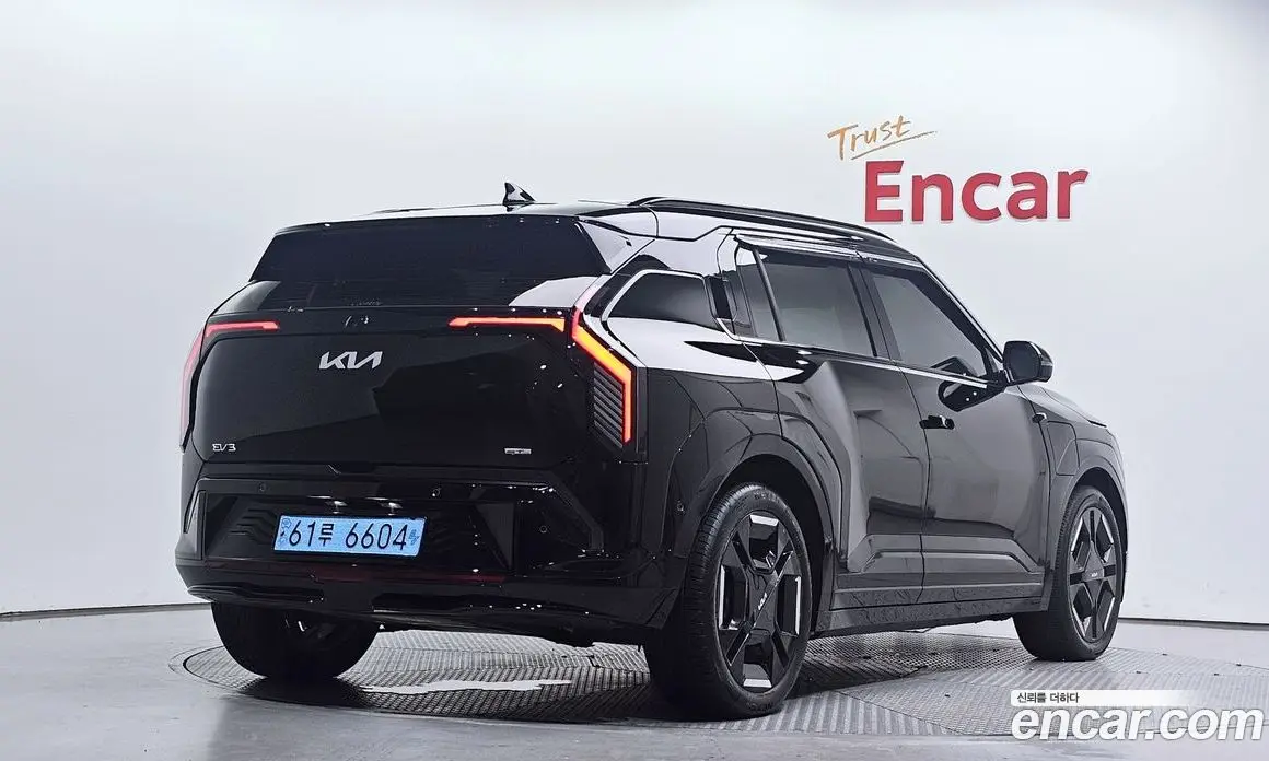 Kia EV3 2024 0.2 автомат (гидро), фото 2 Kia EV3 2024 0.2 автомат (гидро), фото 2