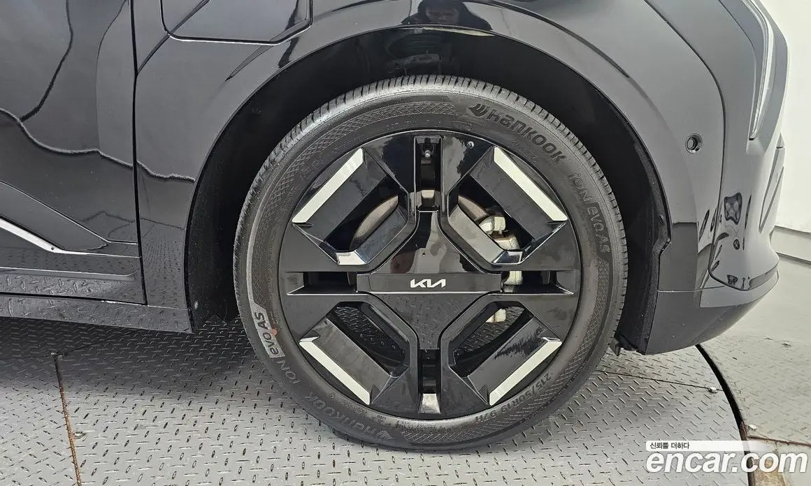 Kia EV3 2024 0.2 автомат (гидро), фото 7 Kia EV3 2024 0.2 автомат (гидро), фото 7