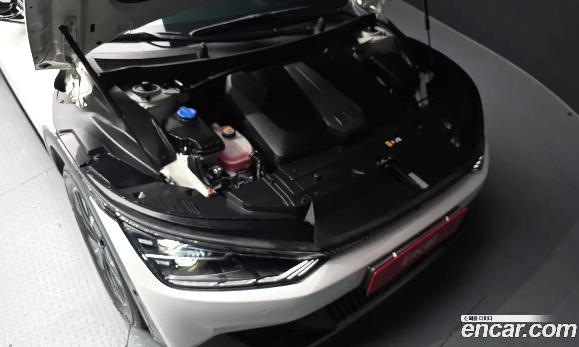 Kia EV6 2023 0.1 автомат (гидро), фото 6