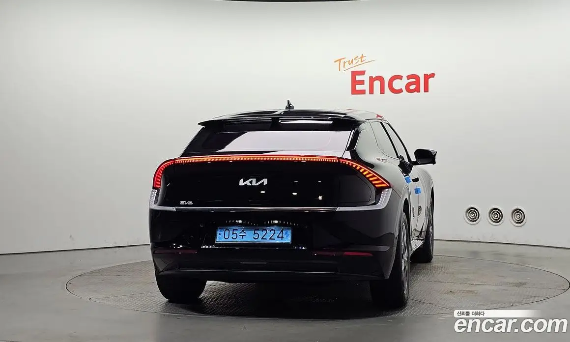 Kia EV6 2023 0.1 автомат (гидро), фото 4