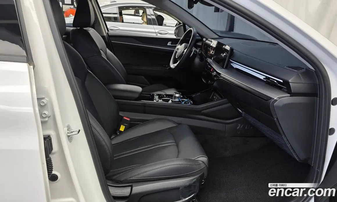 Kia K5 (Optima) 2024 1.6 автомат (гидро), фото 16 Kia K5 (Optima) 2024 1.6 автомат (гидро), фото 16