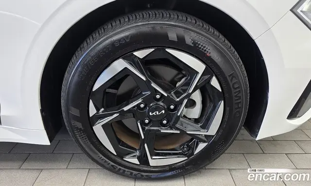 Kia K5 (Optima) 2024 1.6 автомат (гидро), миниатюра 7 Kia K5 (Optima) 2024 1.6 автомат (гидро), миниатюра 7