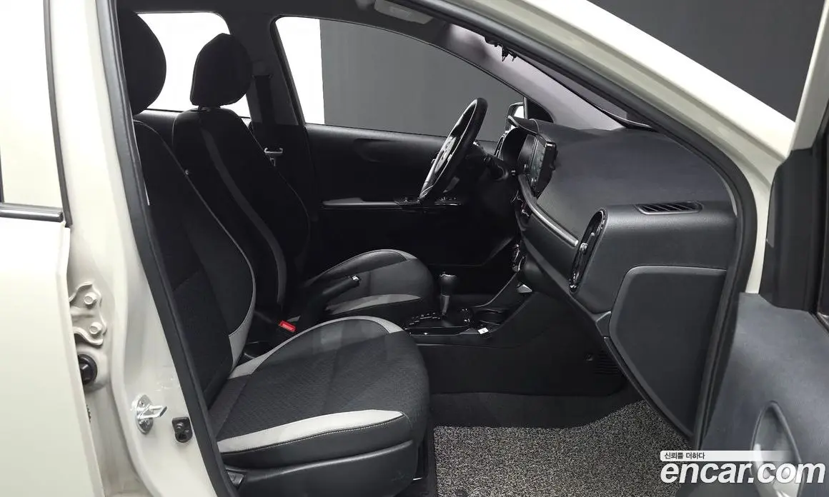 Kia Morning 2018 1.0 автомат (гидро), фото 13 Kia Morning 2018 1.0 автомат (гидро), фото 13