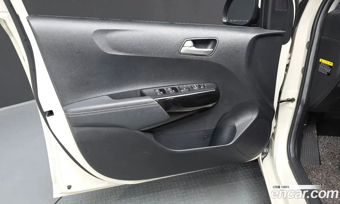 Kia Morning 2018 1.0 автомат (гидро), фото 14 Kia Morning 2018 1.0 автомат (гидро), фото 14