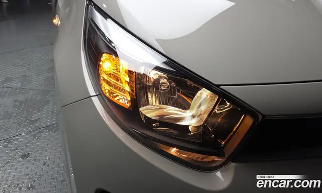 Kia Morning 2018 1.0 автомат (гидро), миниатюра 8 Kia Morning 2018 1.0 автомат (гидро), миниатюра 8