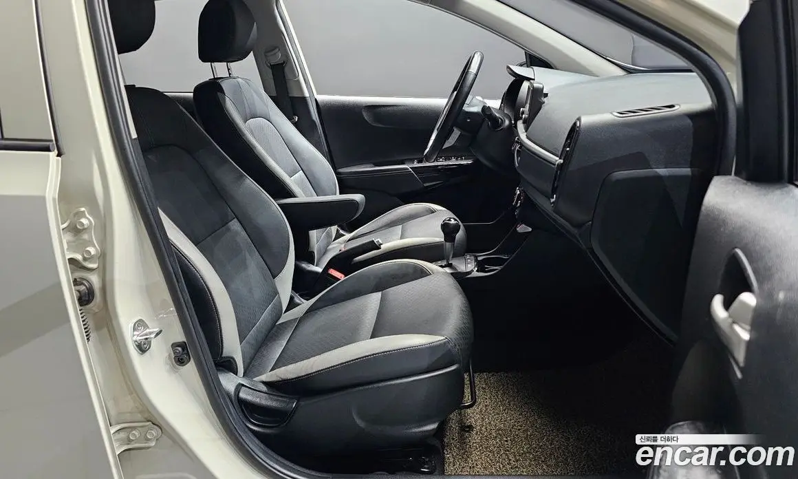 Kia Morning 2019 1.0 автомат (гидро), фото 17