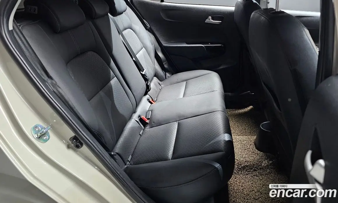 Kia Morning 2019 1.0 автомат (гидро), фото 18