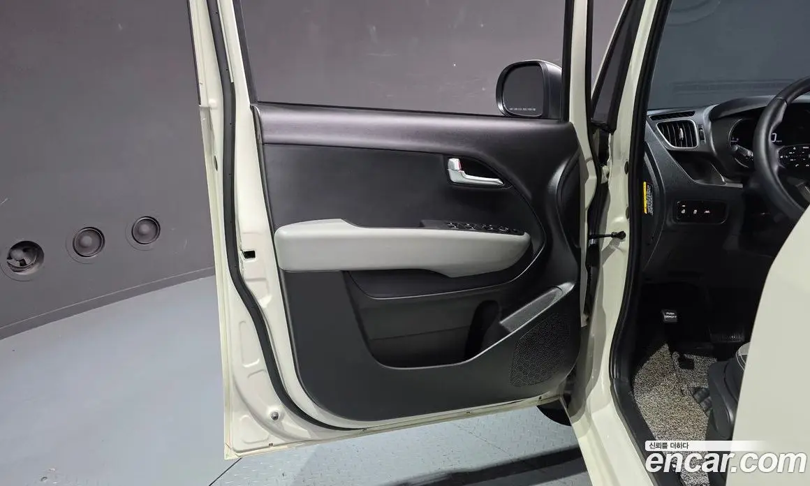 Kia Ray 2021 1.0 автомат (гидро), фото 14 Kia Ray 2021 1.0 автомат (гидро), фото 14