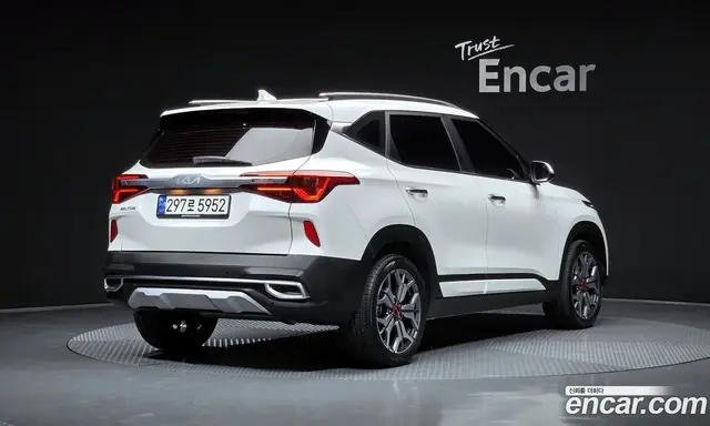 Kia Seltos 2022 1.6 автомат (гидро), миниатюра 2