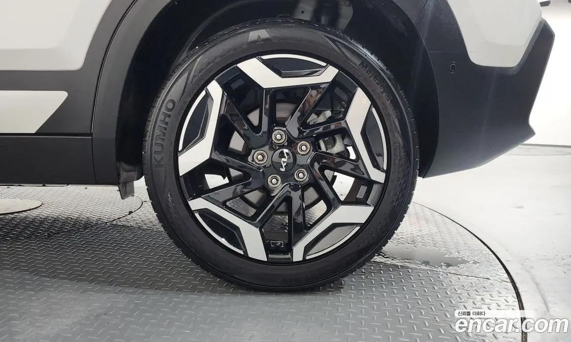 Kia Seltos 2025 1.6 автомат (гидро), фото 7 Kia Seltos 2025 1.6 автомат (гидро), фото 7