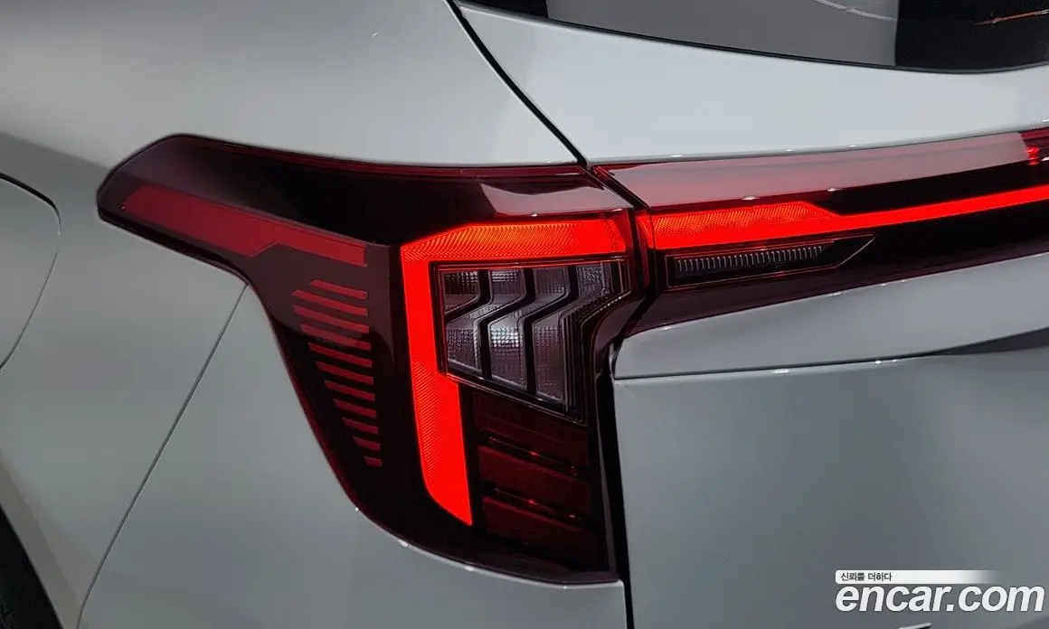 Kia Seltos 2025 1.6 автомат (гидро), фото 9 Kia Seltos 2025 1.6 автомат (гидро), фото 9