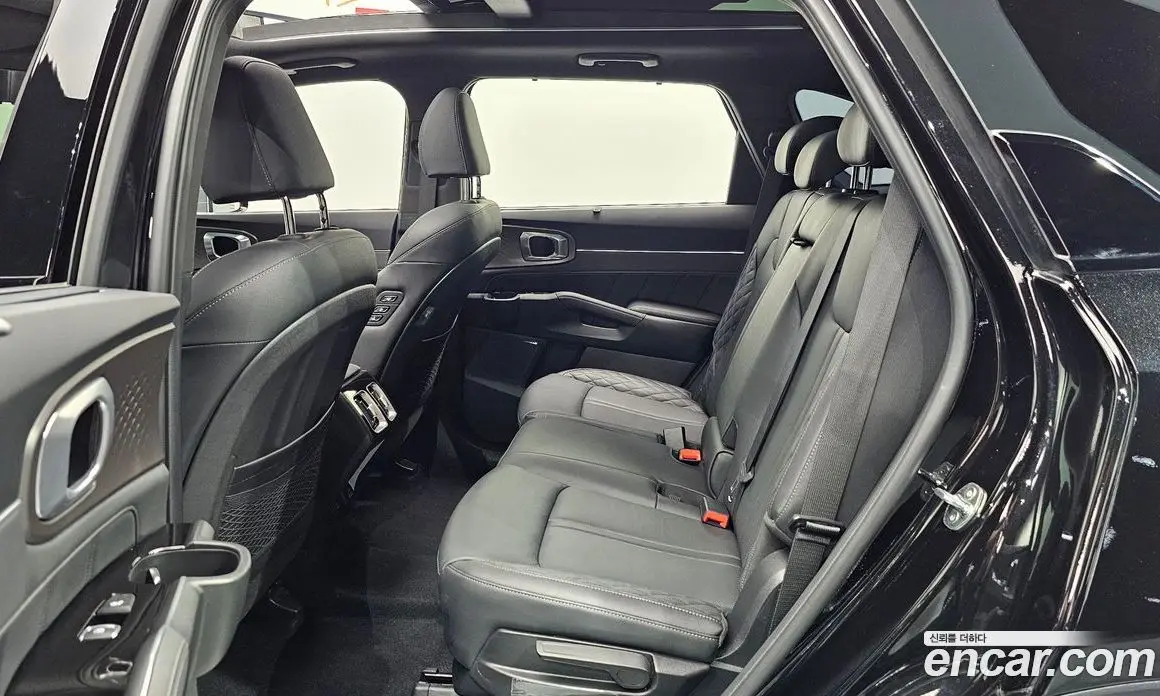 Kia Sorento 2024 2.2 автомат (гидро), фото 17 Kia Sorento 2024 2.2 автомат (гидро), фото 17