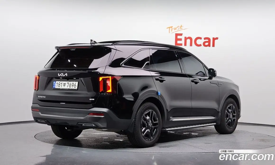 Kia Sorento 2024 1.6 автомат (гидро), фото 1 Kia Sorento 2024 1.6 автомат (гидро), фото 1