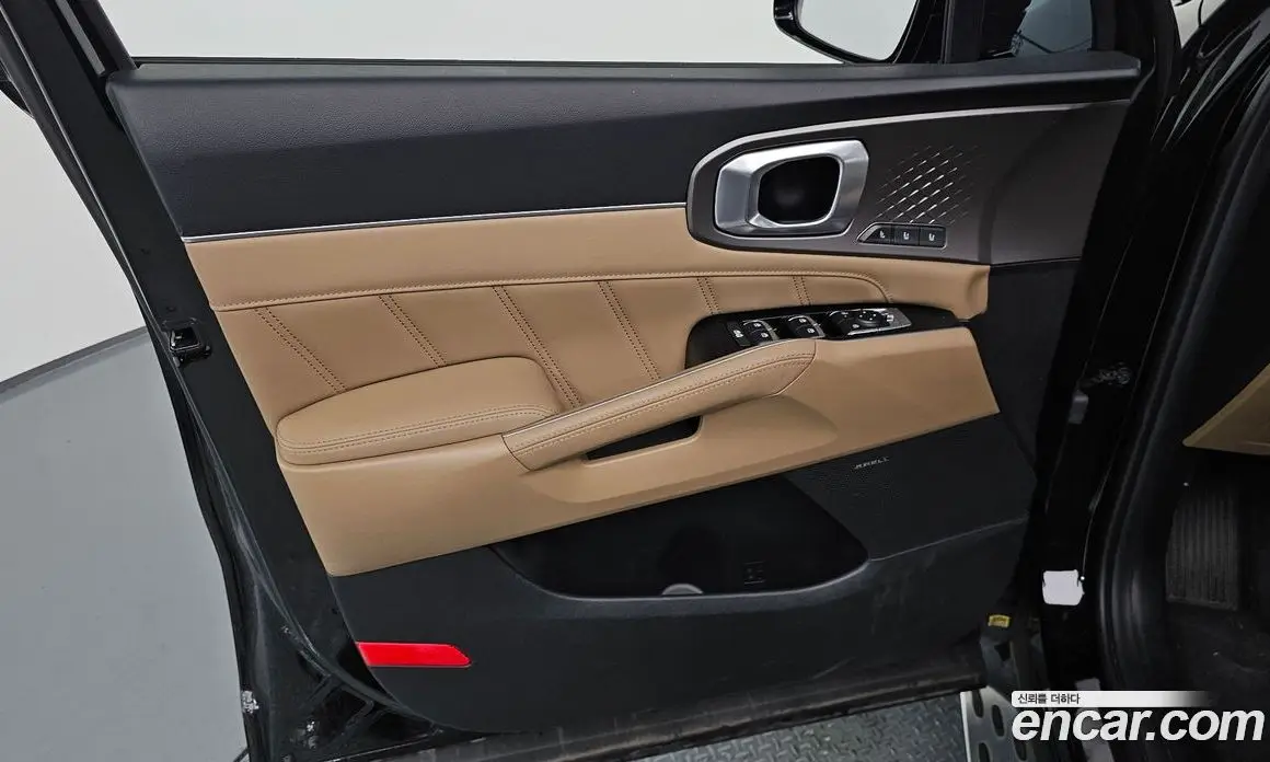 Kia Sorento 2024 1.6 автомат (гидро), фото 13 Kia Sorento 2024 1.6 автомат (гидро), фото 13