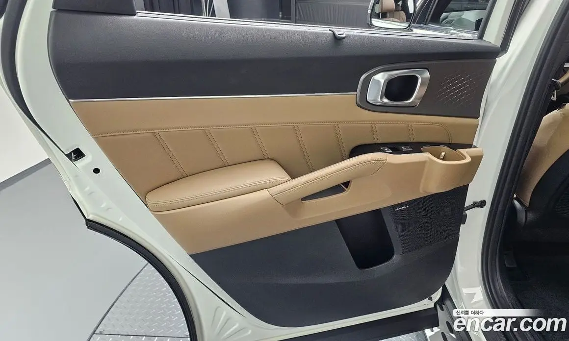 Kia Sorento 2024 2.2 автомат (гидро), фото 14