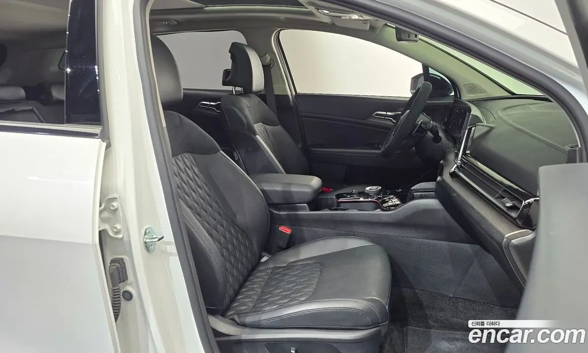 Kia Sportage 2023 1.6 автомат (гидро), фото 16 Kia Sportage 2023 1.6 автомат (гидро), фото 16