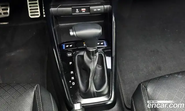 Kia Stonic 2018 1.4 автомат (гидро), миниатюра 12